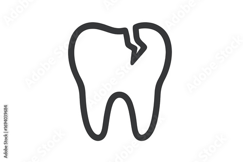 Cracked tooth line icon. Broken tooth symbol. Dental problem, toothache, caries, decay concept. Dentistry, oral health care. Simple outline vector illustration.