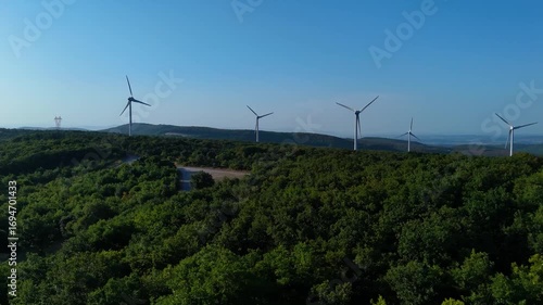 éoliennes dans la fôret