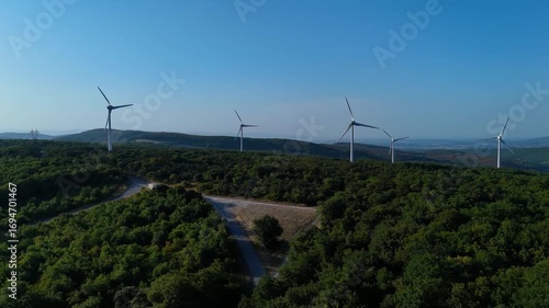 éoliennes dans la fôret