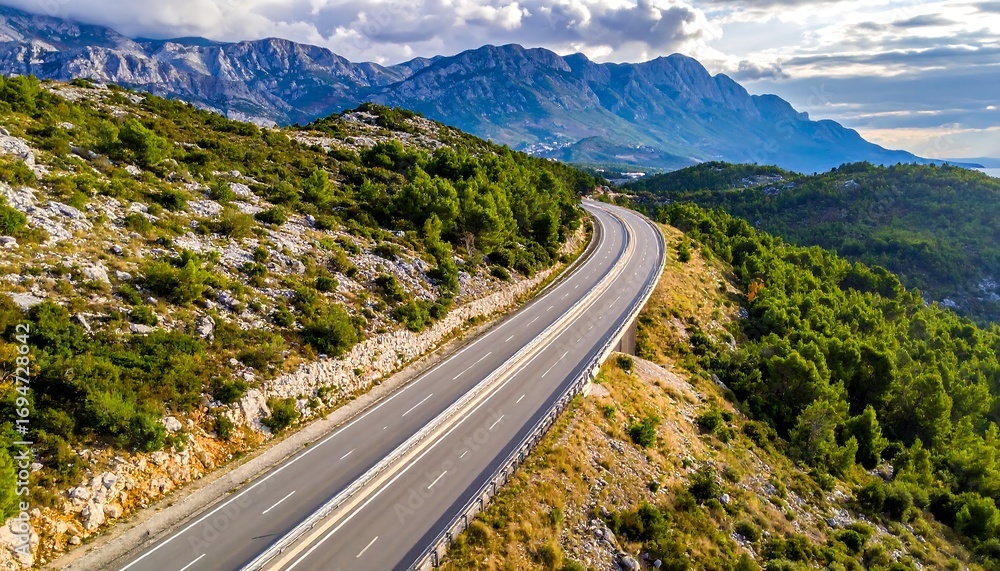 Fototapeta premium Scenic mountain highway