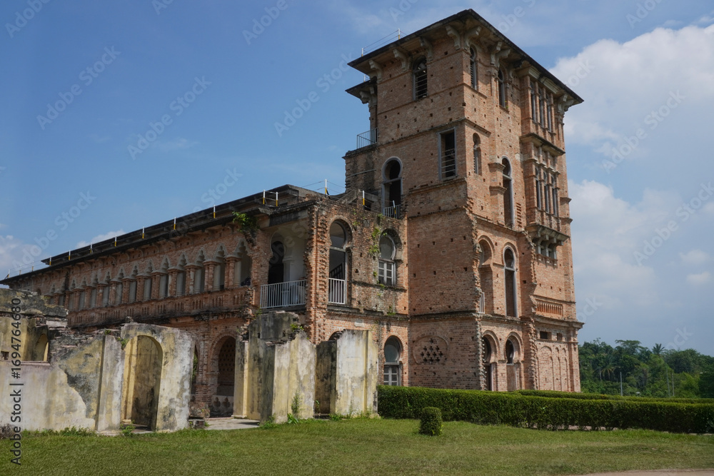 Fototapeta premium Old building