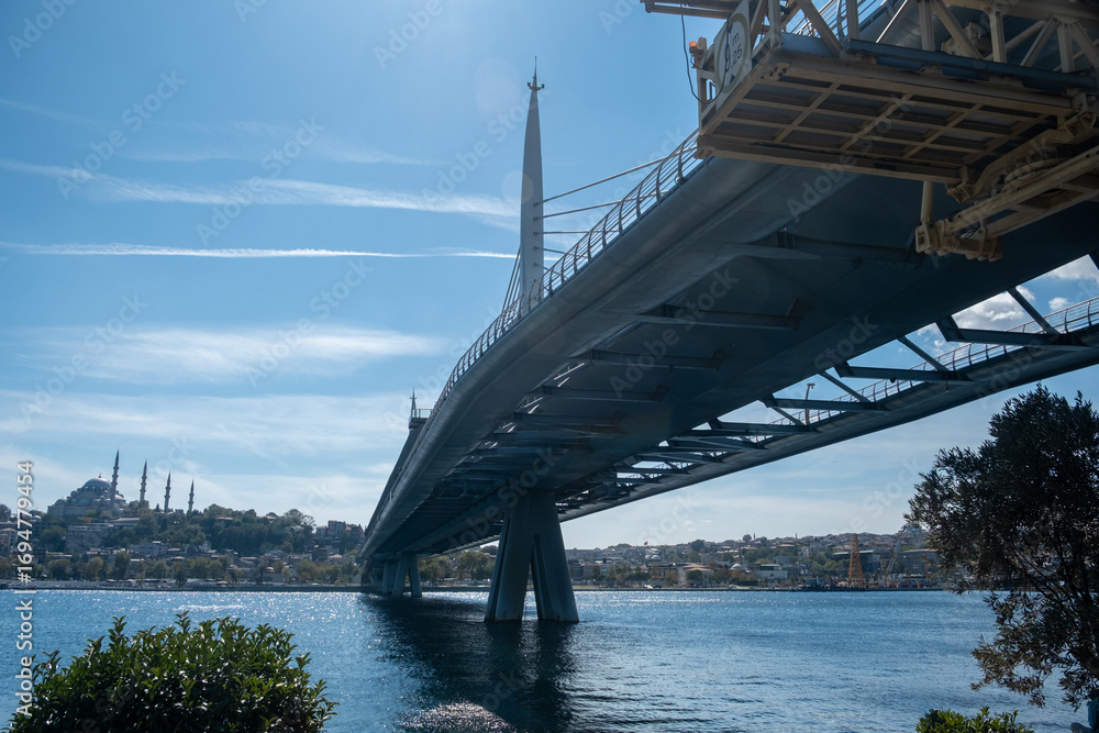 Obraz premium The various architectural views and perspectives of the Golden Horn Metro Bridge, located in the touristy Eminönü Golden Horn district of Istanbul, its cable-supported design and engineering structure
