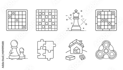 Line icons of board games and puzzles - Collection of outline icons featuring board games, chess, puzzles, dice, and toys, representing strategy, leisure, and family entertainment activities.
