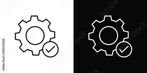 Execution icon with black and white strokes