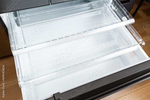 Wallpaper Mural 空の冷蔵庫 Torontodigital.ca