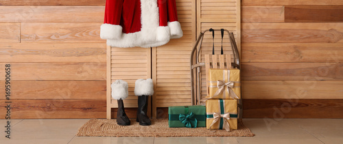 Folding screen with Santa c...