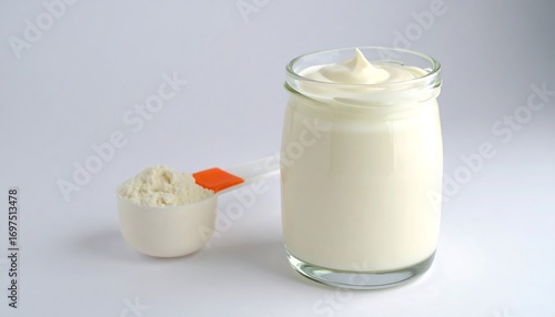 Creamy yogurt with protein powder