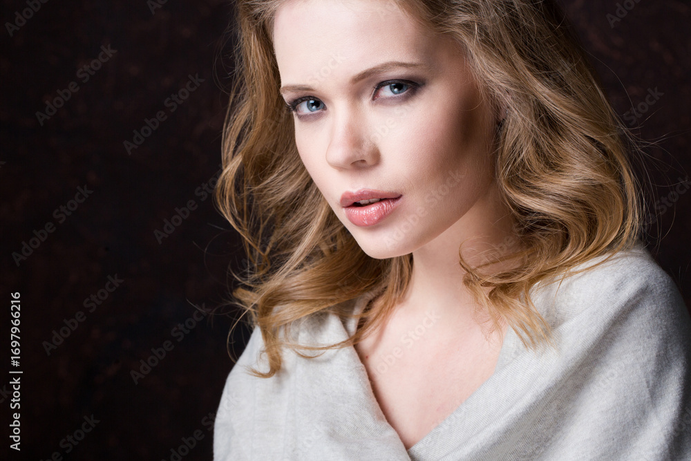 Naklejka premium Portrait closeup beauty attractive woman face