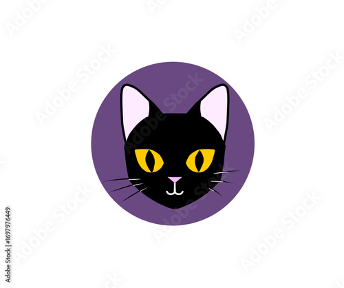 紫の背景に描かれた黒猫の顔のベクターイラスト。黄色い目とピンクの鼻が特徴的で、シンプルかつかわいらしいデザイン。ハロウィンや装飾用アイコン素材として使いやすい｜猫,黒猫,顔,耳,目,鼻,ひげ,ベクター