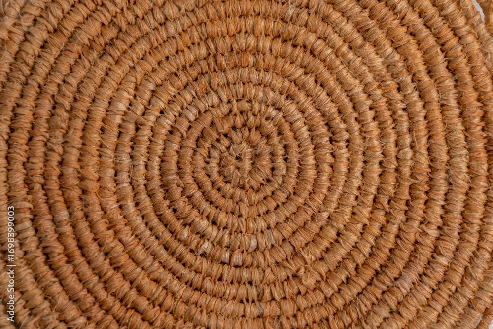 Naklejka premium Handmade Woven Plate and Cup Coasters – Natural Fiber Mats for Rustic Table Protection – Colombian Artisan Home Decor