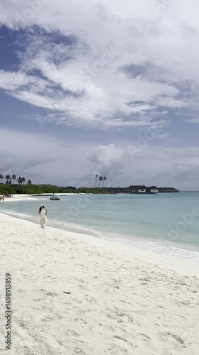 Maldives Paradise: Serene Tropical Island Video