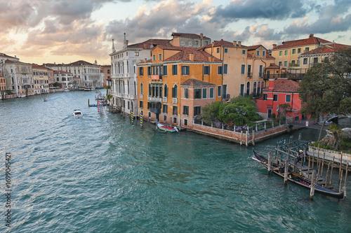 Peace after the Venice canal rush