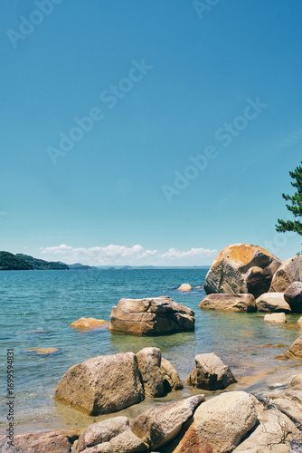 岩のある海岸