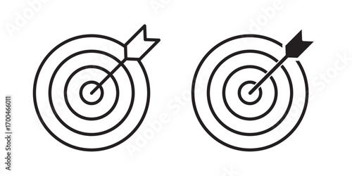 Target icon. success target icon.  Linear icon collection. Success target outline icons collection. Vector illustration with stroke and fill on a white background.