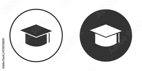 Graduation cap icon clipart flat designs. illustration vectors