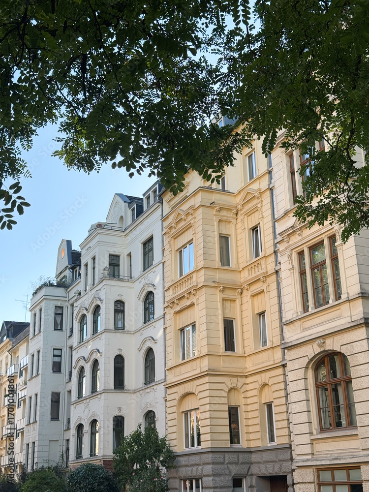 Fototapeta premium Altbaufassaden in der Kölner Südstadt