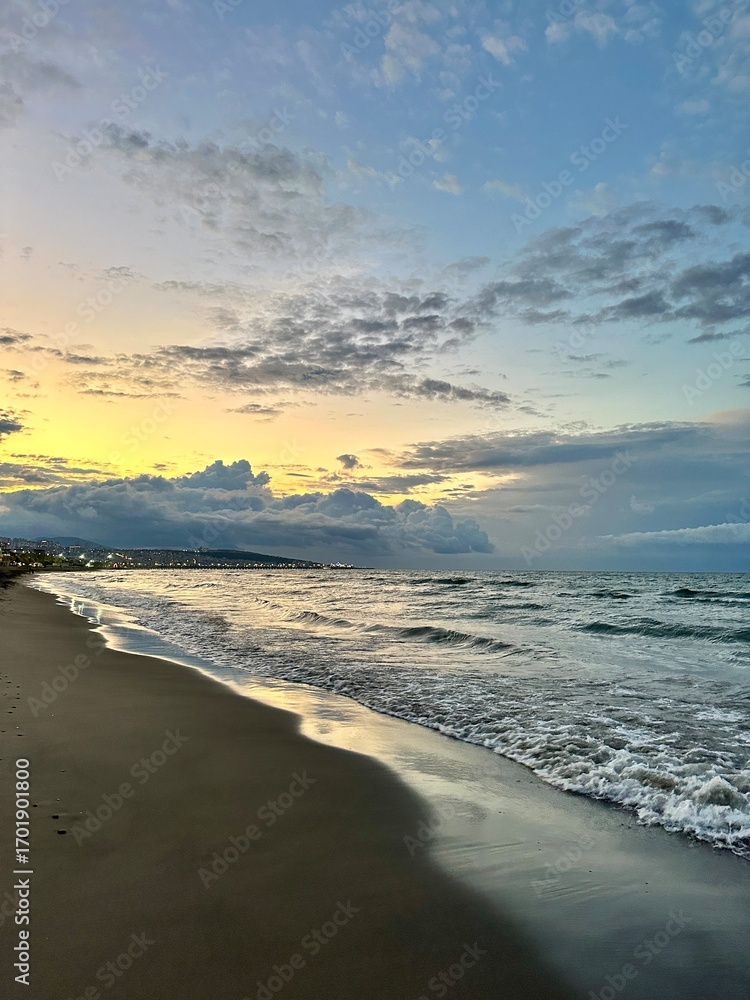 Fototapeta premium sunset on the beach