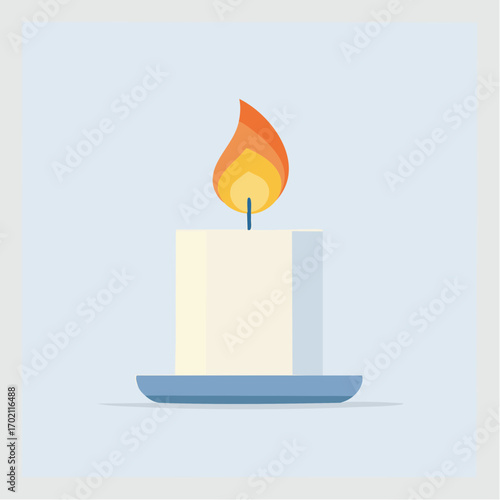 Jolie bougie blanche allumée, simple, flamme, fond clair uni 