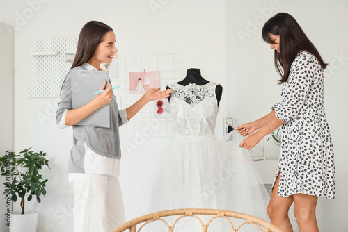 Female wedding planner show...