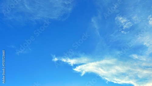 Wallpaper Mural blue sky with clouds Torontodigital.ca