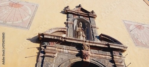 église