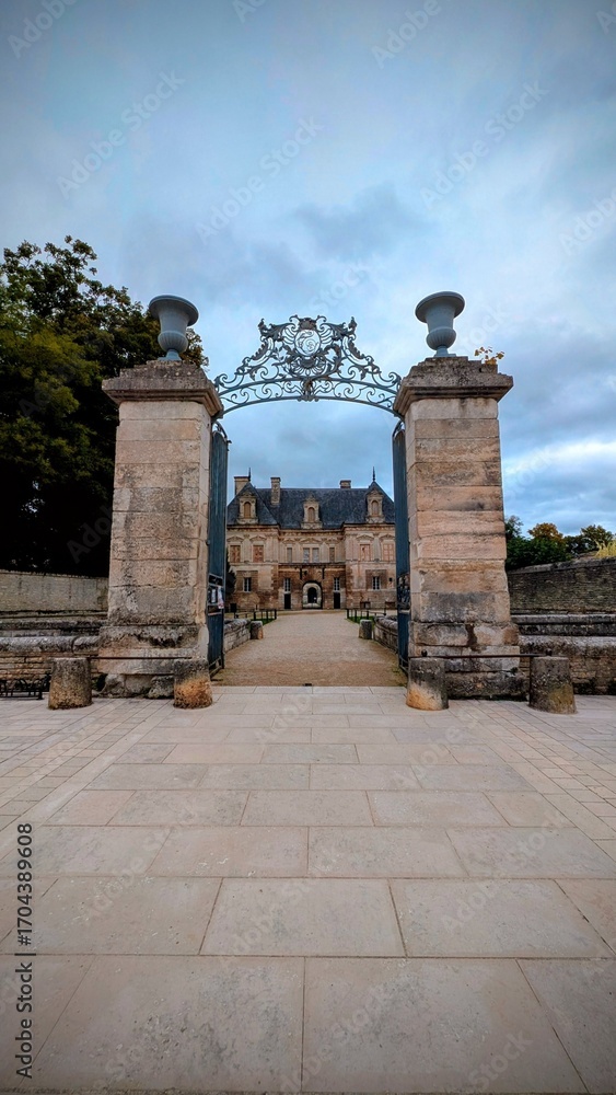 Fototapeta premium TANLAY (Yonne)