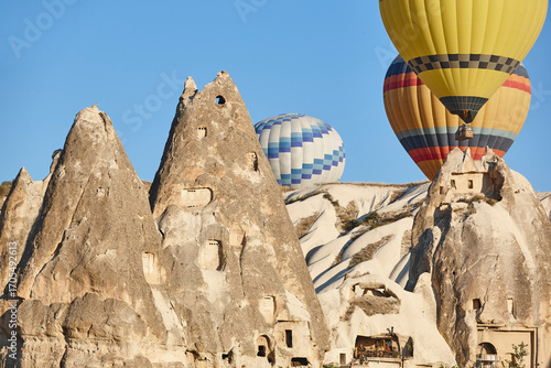 Tableau sur toile Balloons in love valley, Cappadocia. Flights in Goreme. Turkey
