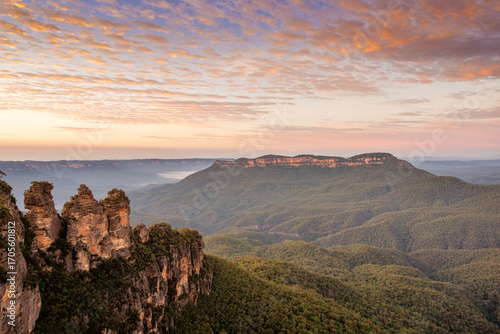 Three Sisters Sunrise Blue Mountains