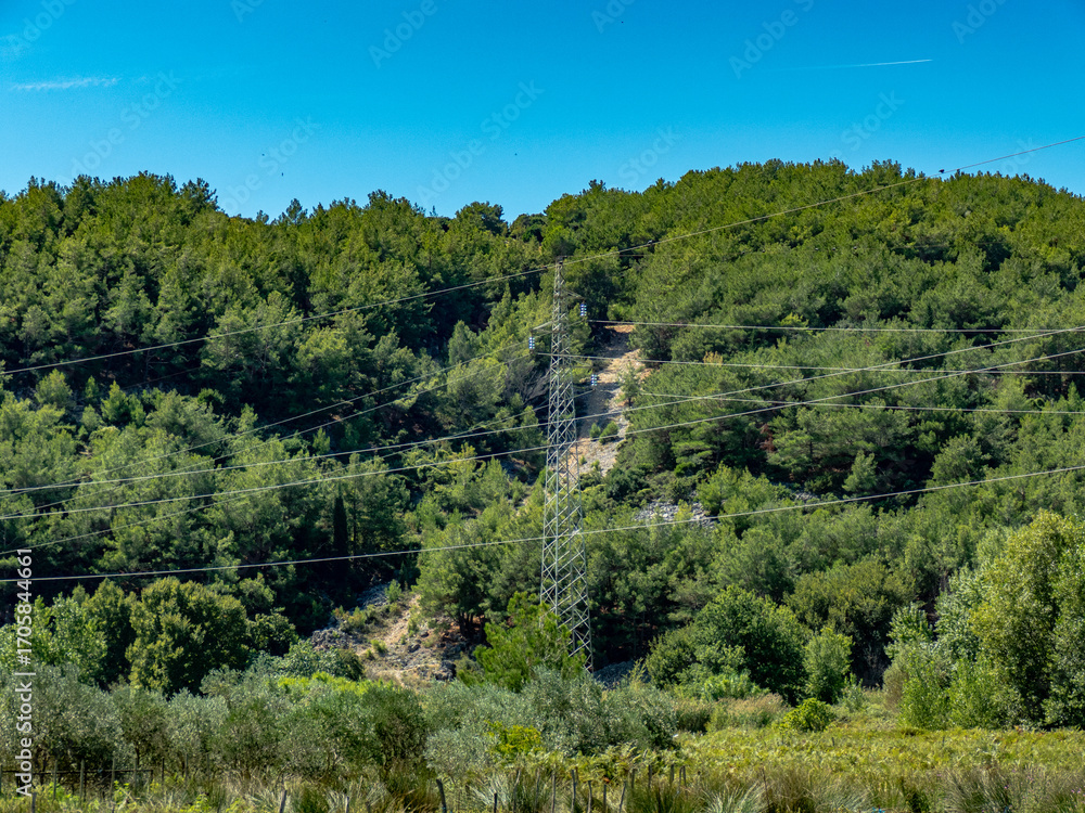 Obraz premium Kroatischer Strommast