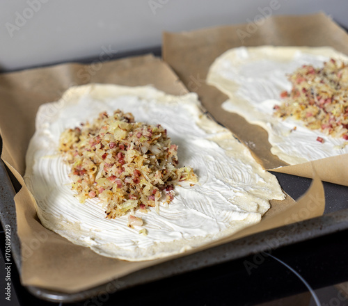 Krautkuchen Krautfladen Krautpizza Krautplatte 