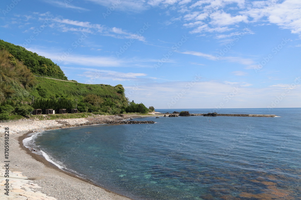 Obraz premium 春の佐渡島。風嶋なぎさ公園