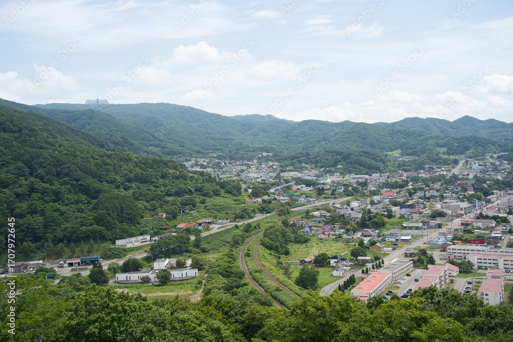 Fototapeta premium 北海道の豊浦町の展望台から見た豊浦港や町の様子