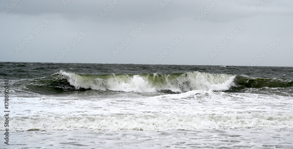 Obraz premium atlantic, background, beach, beautiful, bethany beach, blue, coast, colorful, crash, delaware, experience, explore, foam, holidays, huge, impressive, landscape, nature, ocean, pacific, panorama, sea, 
