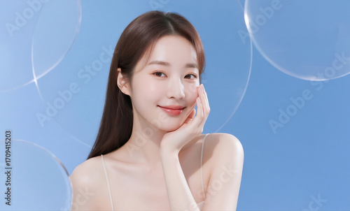 아름다운 미인의 피부관리와 뷰티 메이크업
Skin Care and Beauty Makeup of a Beautiful Woman