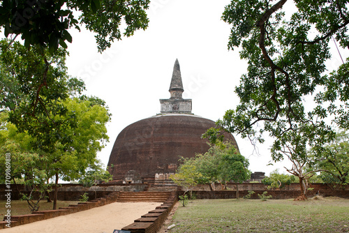 Canvas Print Polonnaruwa Sinhalese kingdom Jananathamangalam Chola dynasty Sri Lanka unesco w
