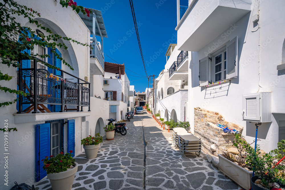 Obraz premium Naxos, Greece - Historical buildings in town