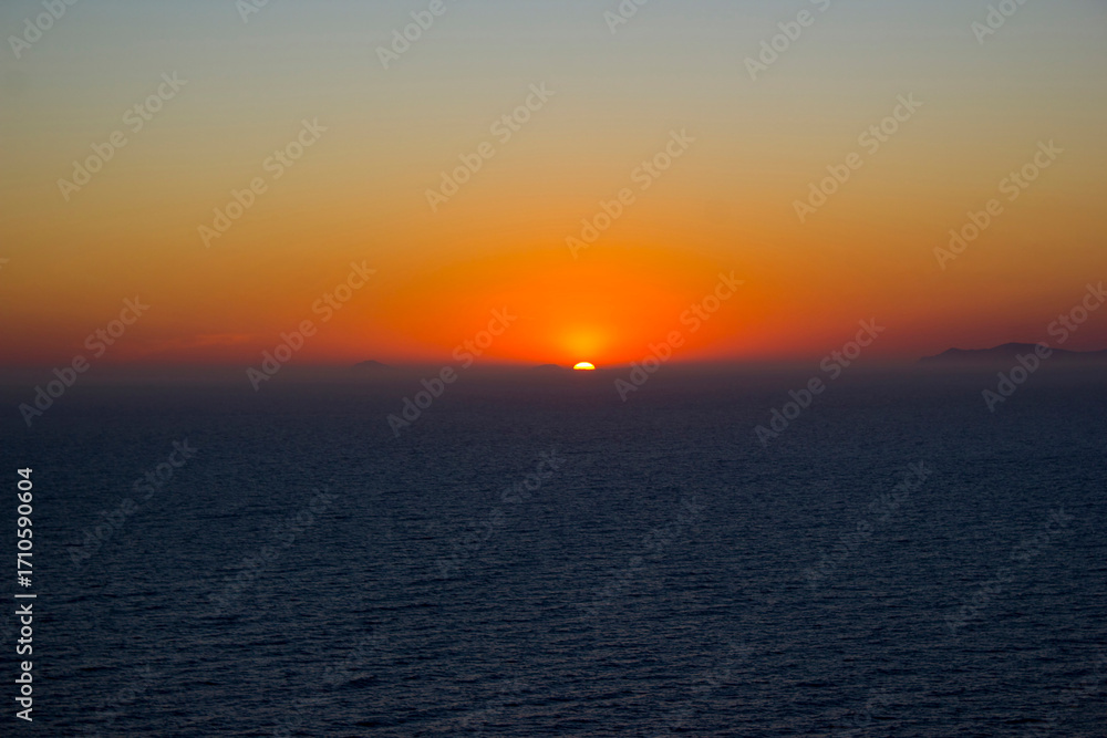 Fototapeta premium sunset in Akrotiri, Santorini, Greece