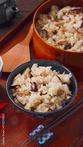 きのこご飯｜しめじ・椎茸・舞茸・えのきの炊き込みご飯

