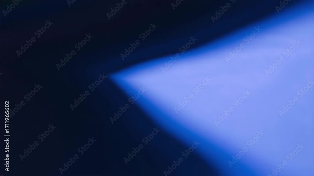 Abstrakter Farbverlaufshintergrund in Schwarz und Blau– , fließende Bewegung	