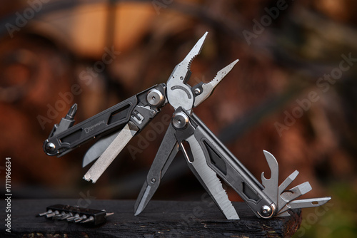 Multi-functional device for repairing devices