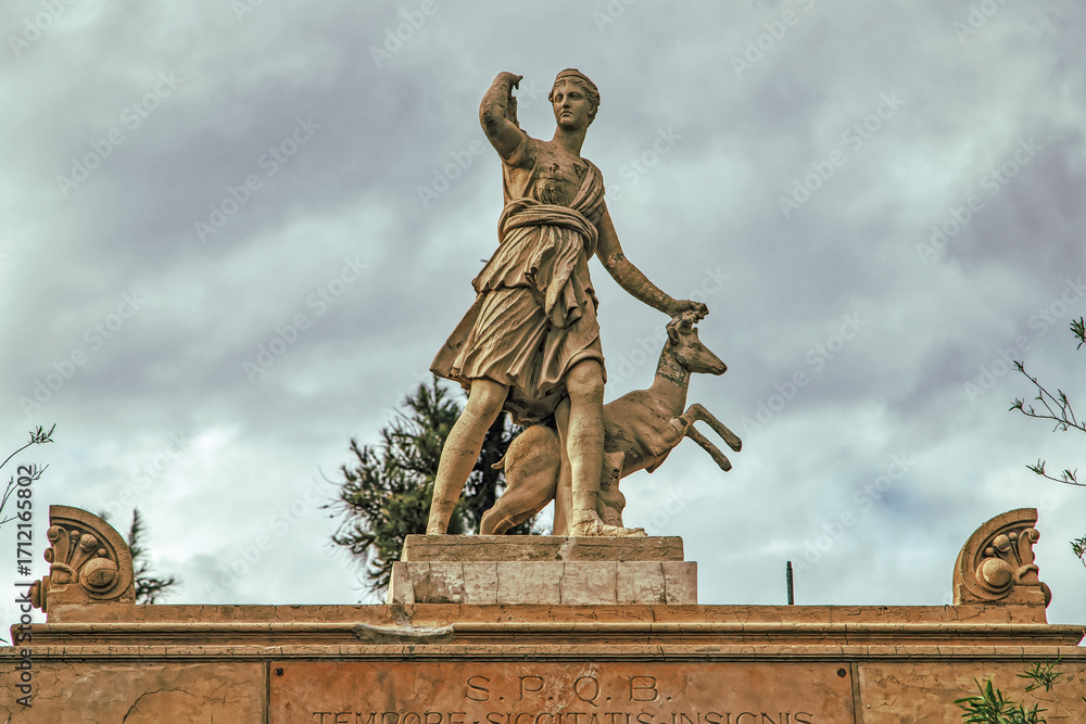 Obraz premium statue of a person