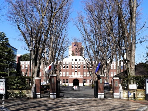 成蹊大学の本館