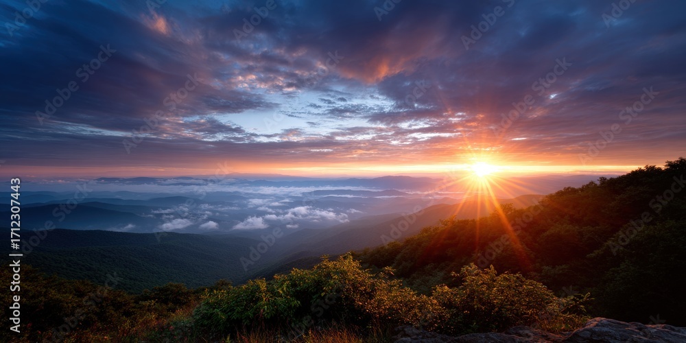 Obraz premium Stunning Sunrise Over Mountain Countryside
