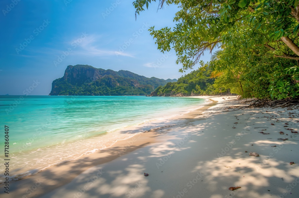 Fototapeta premium Relaxing by the coastline of a tropical island in the South China Sea