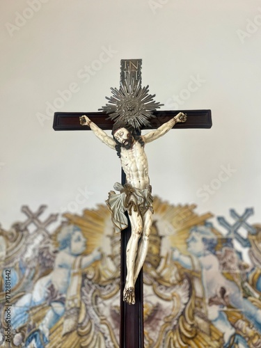 Croix de Jésus – symbole religieux chrétien et spiritualité sacrée