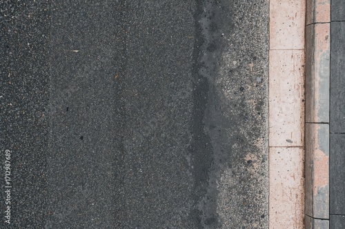 Surface details of a damp a...