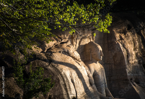Fotografie Ancient City of Polonnaruwa, seated Buddha in meditation at Gal Vihara Rock Temple (Gal Viharaya), Sri Lanka, Asia