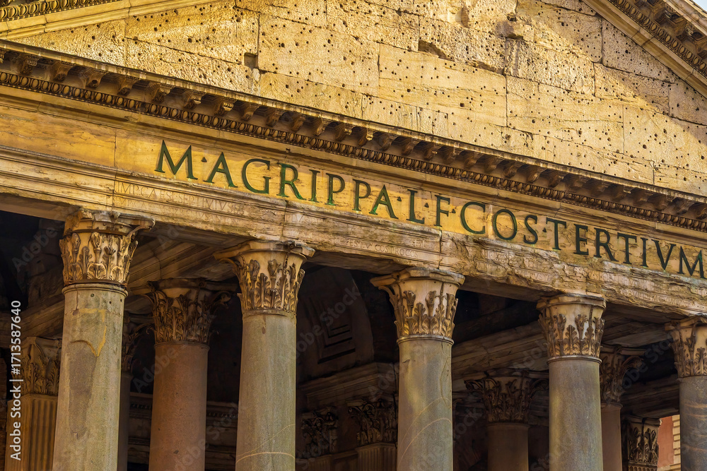 Fototapeta premium Twilight at the Pantheon, a 2nd century Italian temple in Rome