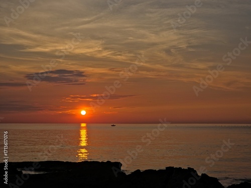 Summer seascape, dawn sunrise, beautiful sky colors, sun, sea, cloud background, beautiful sunrise scenery, Jeongdongjin sea, South Korea
- 여름 자연, 새벽 일출, 아름다운 하늘, 태양, 바다, 구름 배경, 멋진 해돋이 풍경, 정동진 바다, 한국