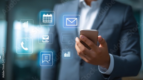 Wallpaper Mural Business people use internet for information and browsing information network concept
 Torontodigital.ca